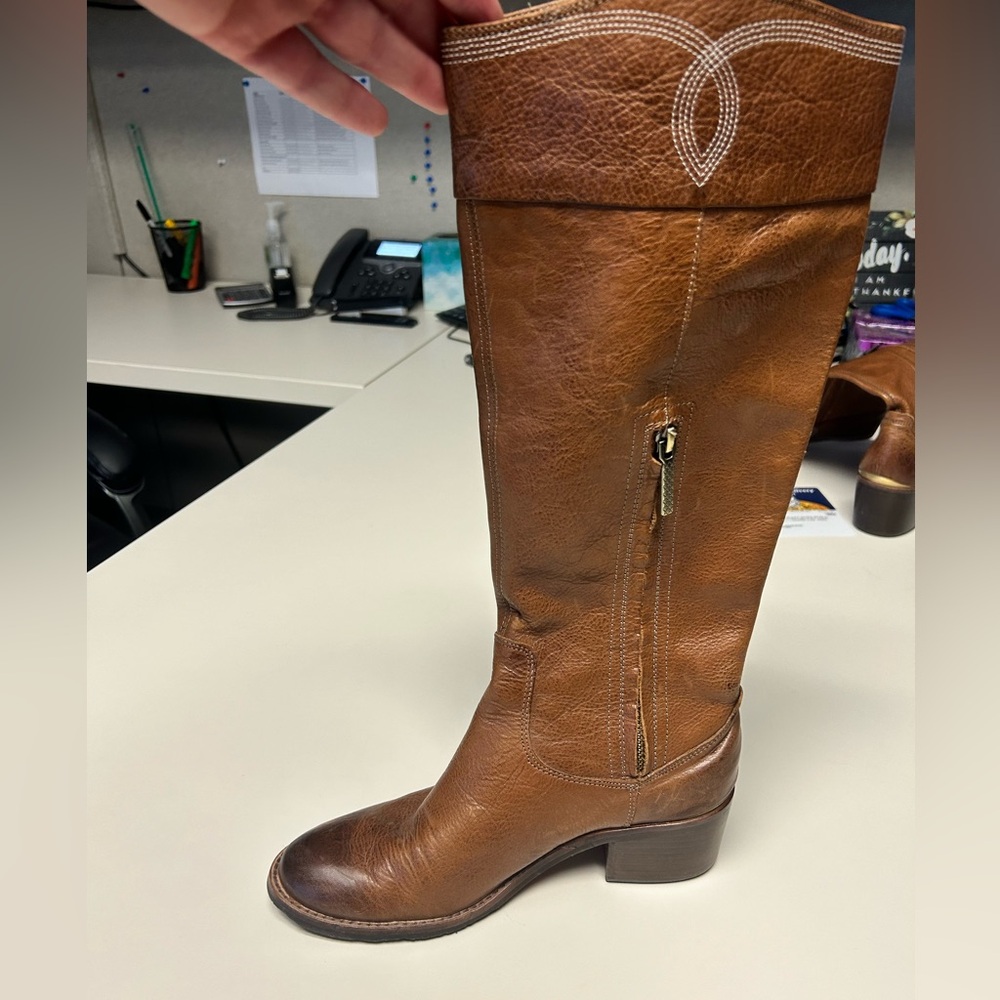 Donald J Pliner boots